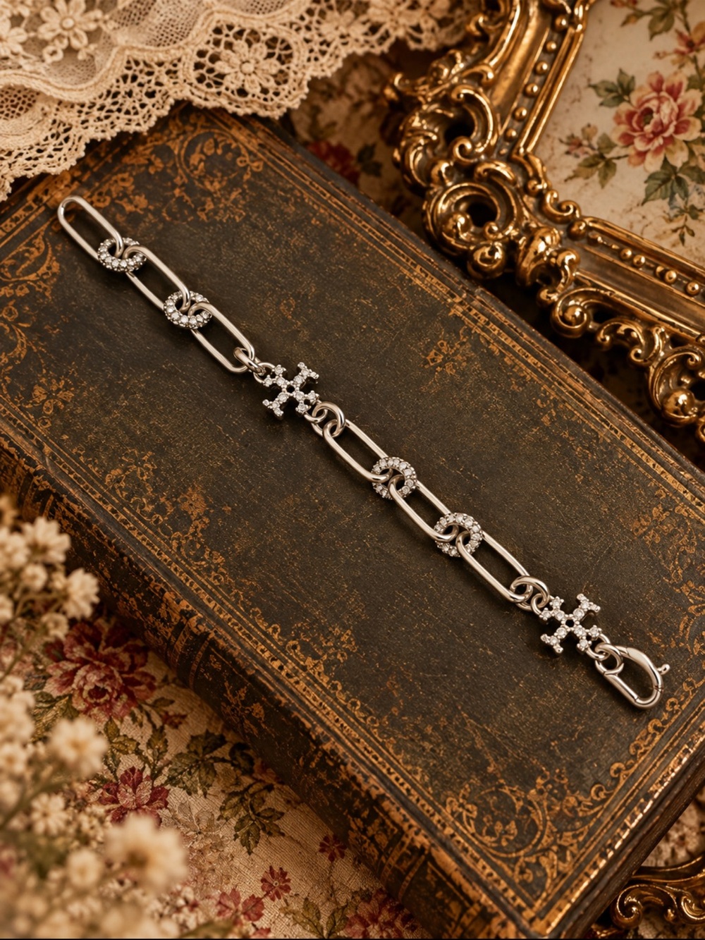 🆕 TORY BURCH • Silver Roxanne Crystal Chain Bracelet - Picture 5 of 7